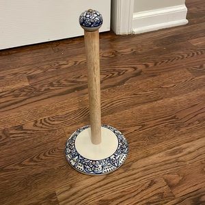 Ceramic paper towel holder
